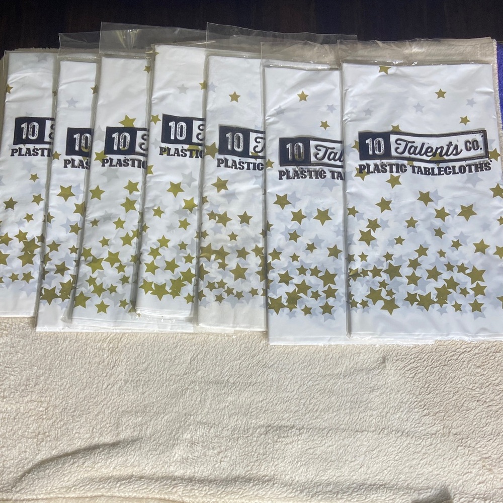 Gold Star Plastic Tablecloths